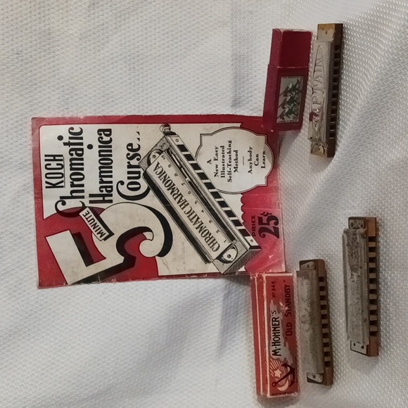 Vintage set of Harmonicas and course book - Picture 1 of 10